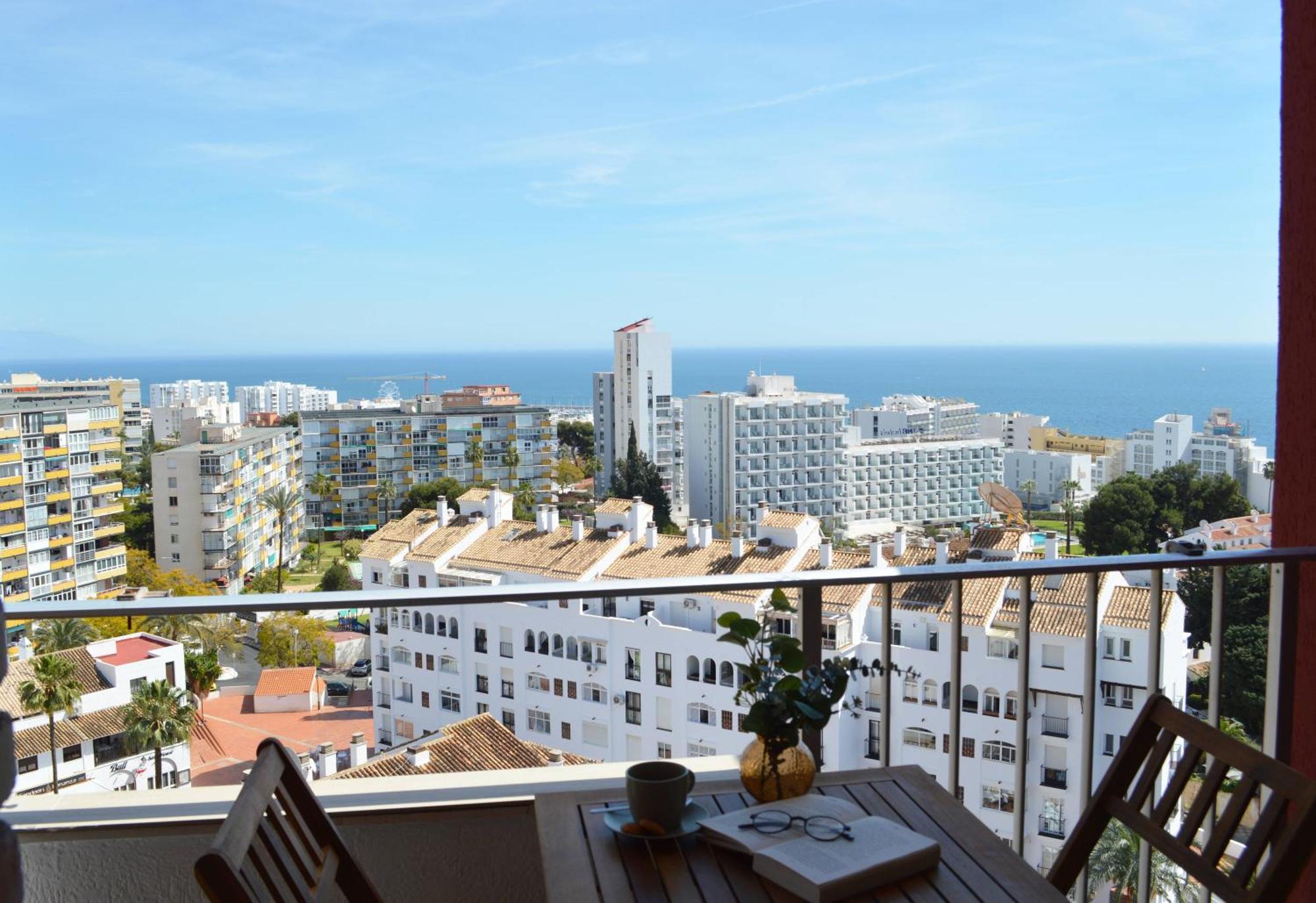 Apart With Swimming Pool Open All Year Benalmádena Dış mekan fotoğraf