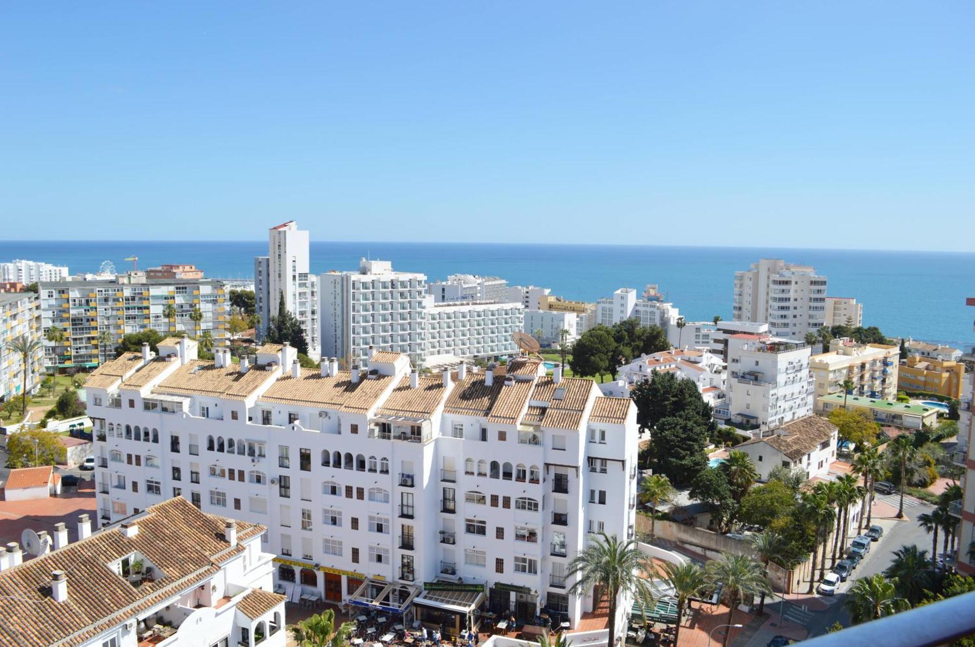 Apart With Swimming Pool Open All Year Benalmádena Dış mekan fotoğraf